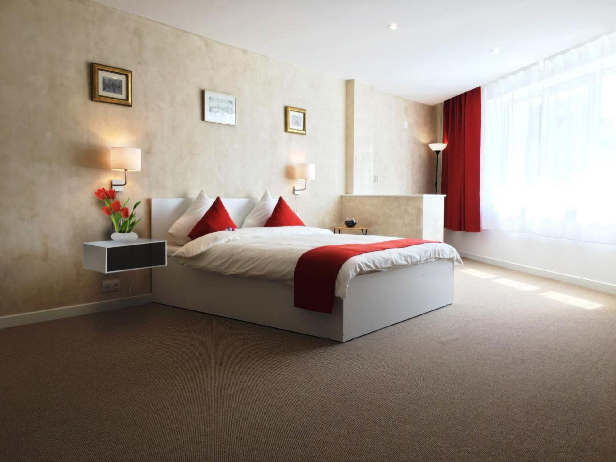 Csiki Hotel Miercurea Ciuc Zewnętrze zdjęcie